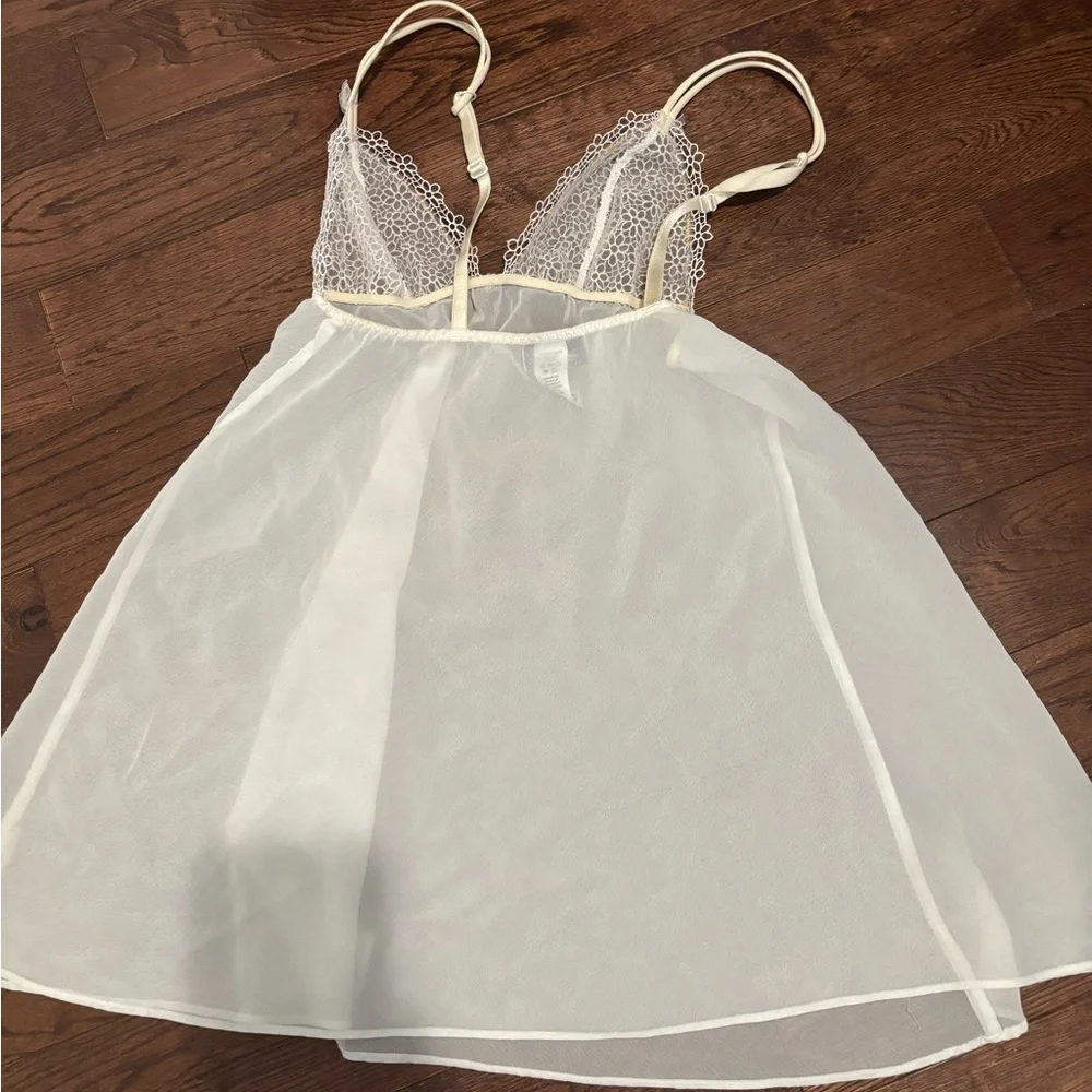 Vintage La SENZA Sheer White Lace Chemise - Picture 4 of 10